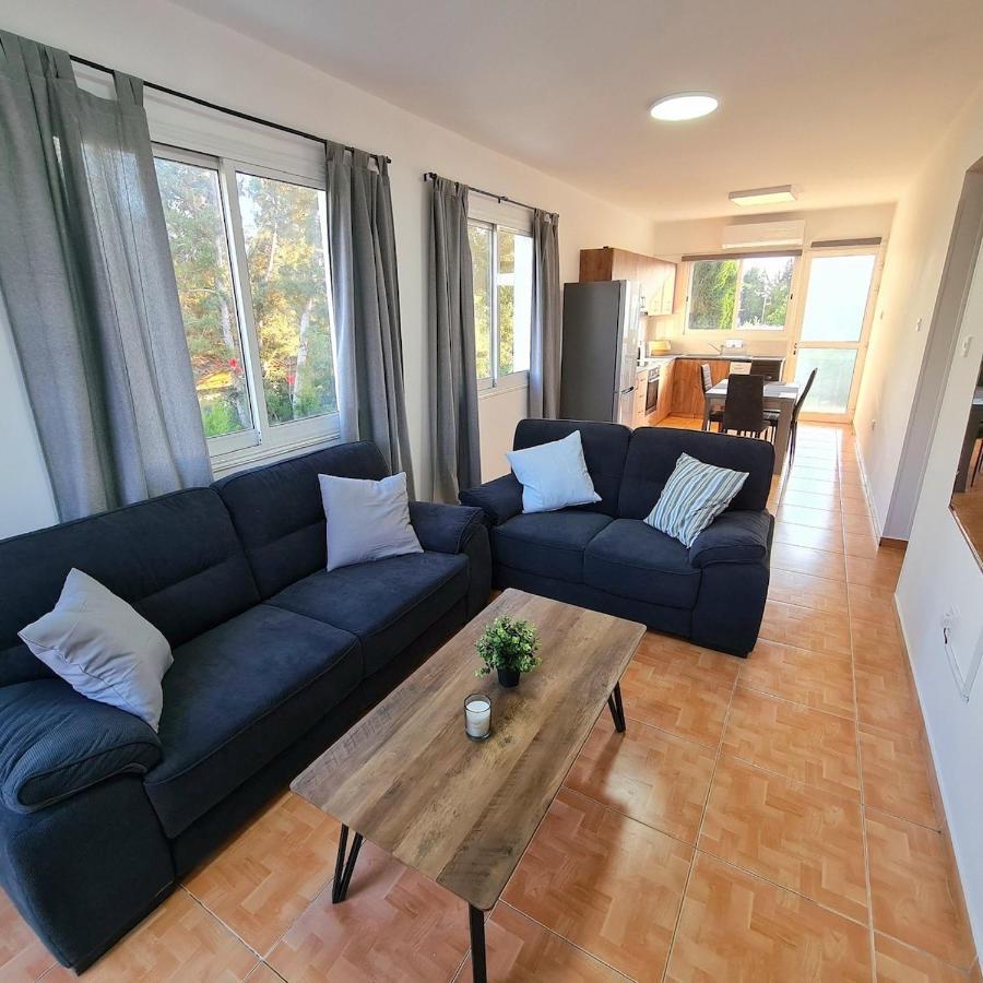Ntoras Holiday Home Paphos Buitenkant foto